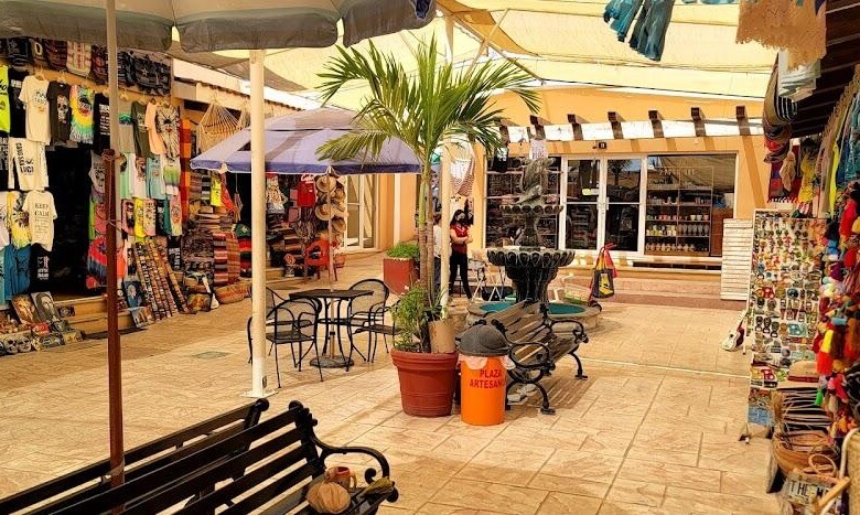 Shopping in Los Cabos: Malls, Marina Souvenirs & San José Finds